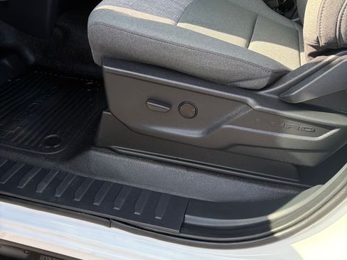 Used 2024 Ford F350 XLT w/ Camper Package image 8