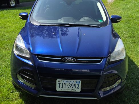 Used 2016 Ford Escape Titanium FWD image 1