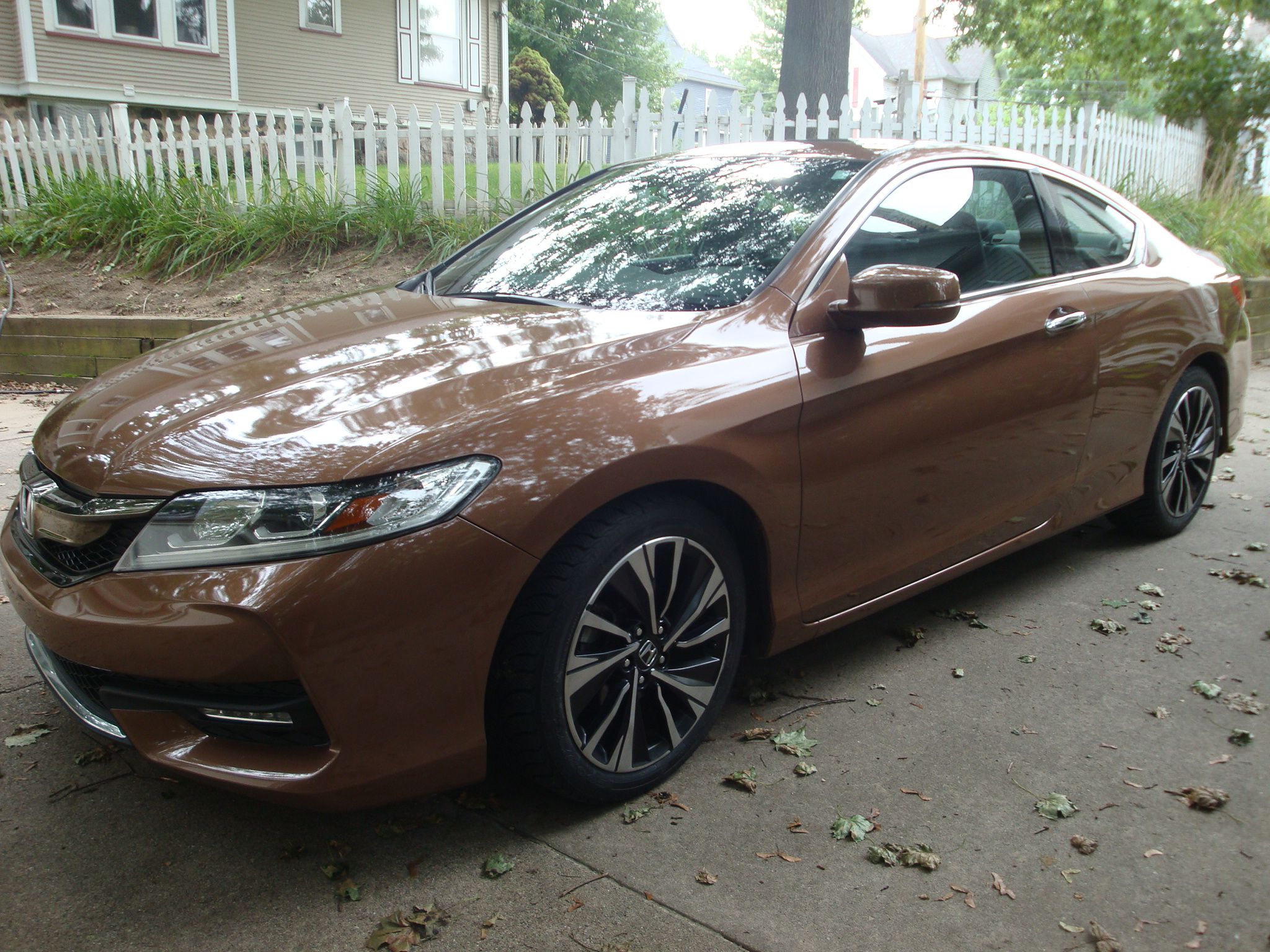 Used 2016 Honda Accord EX-L image 1