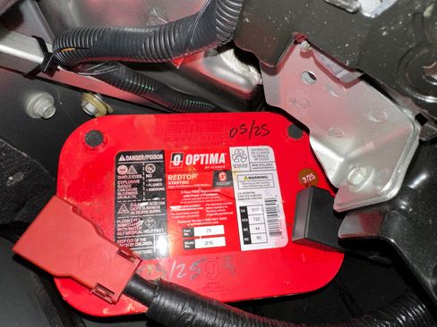 Used 2007 Pontiac Solstice GXP w/ Premium Package image 14