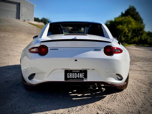 Used 2022 MAZDA MX-5 Miata Club RWD image 8