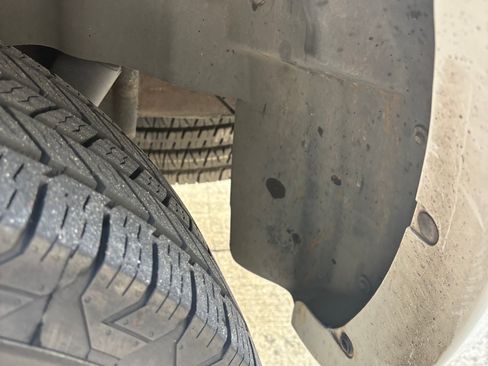 Used 2004 Chevrolet Tahoe LT w/ LT Preferred Equipment Group image 17