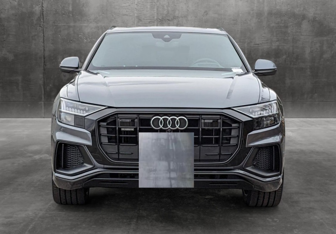 Used 2020 Audi Q8 Prestige w/ Prestige Package AWD/4WD image 2
