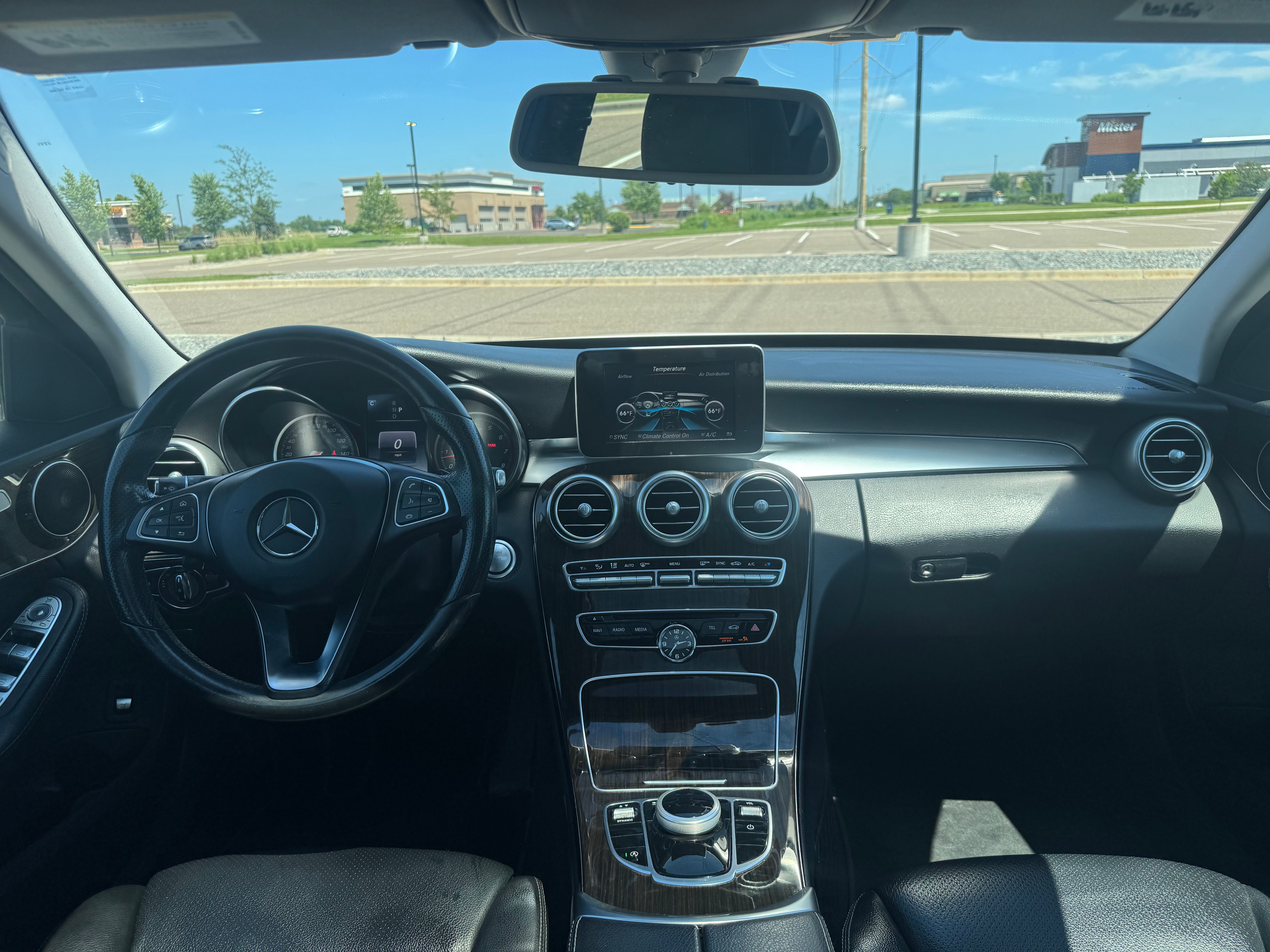 Used 2018 Mercedes-Benz C 300 4MATIC Sedan image 16