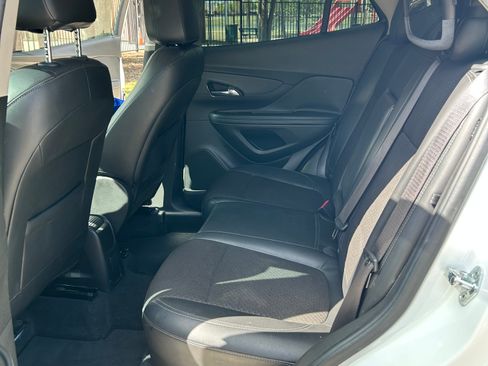 Used 2019 Buick Encore Preferred image 12