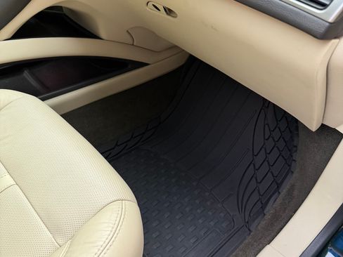 Used 2014 Lincoln MKZ AWD w/ Equipment Group 102A Reserve image 15