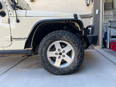 Used 2011 Jeep Wrangler Unlimited Rubicon w/ Dual Top Group image 1