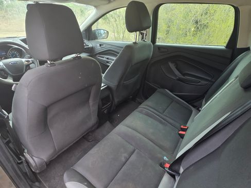 Used 2014 Ford Escape S image 18