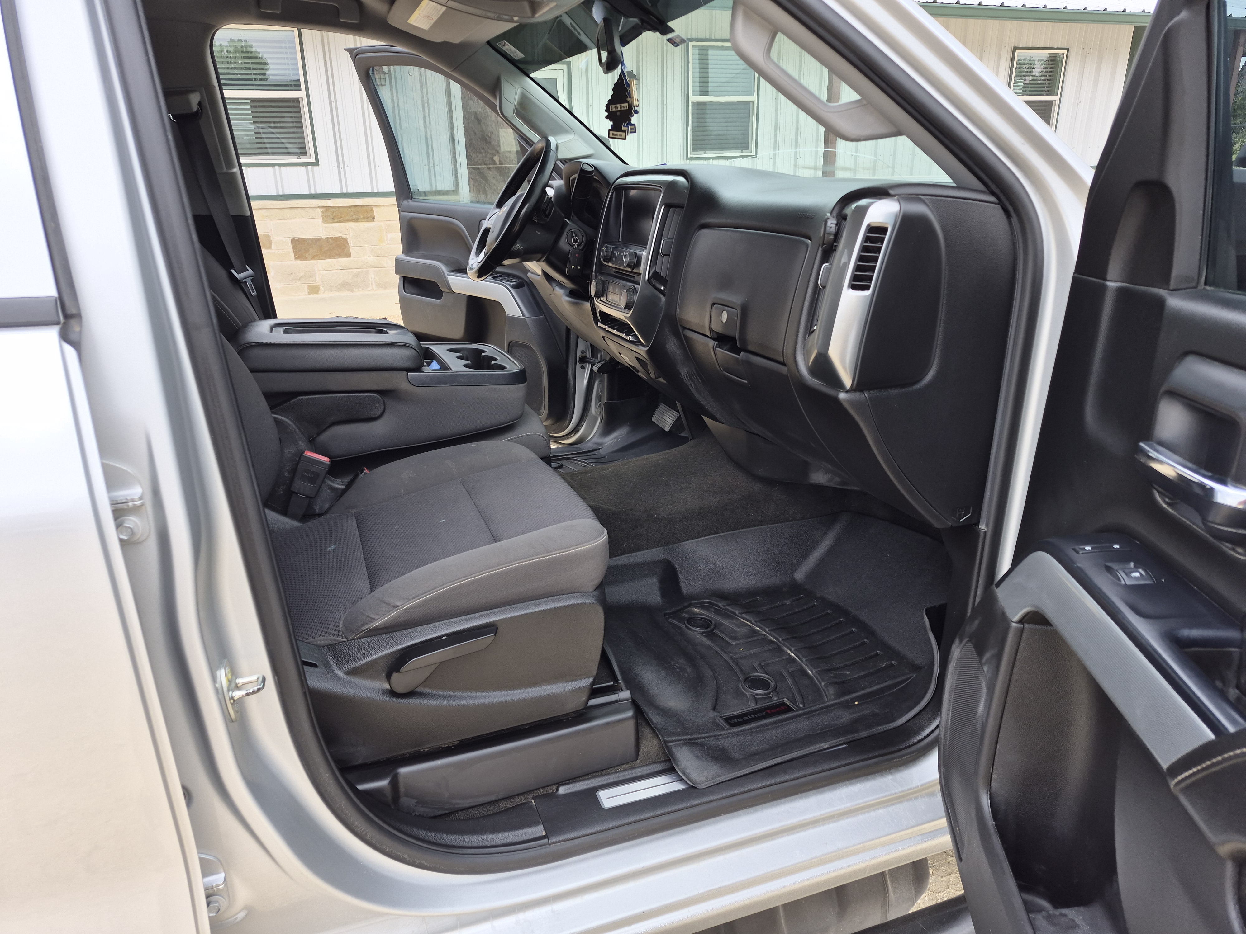 Used 2018 Chevrolet Silverado 2500 LT w/ Z71 Package, Off-Road AWD/4WD image 11
