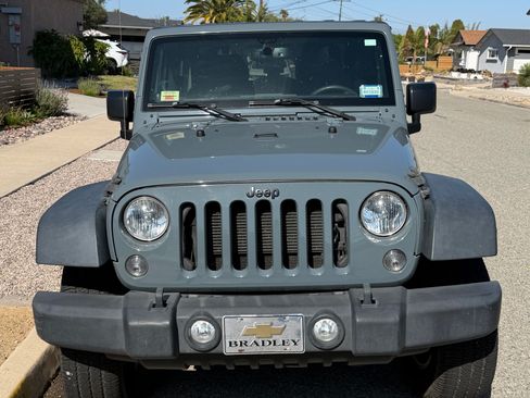 Used 2014 Jeep Wrangler Sport w/ Quick Order Package 24S AWD/4WD image 4