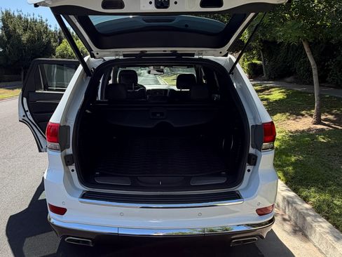 Used 2015 Jeep Grand Cherokee Summit AWD/4WD image 13
