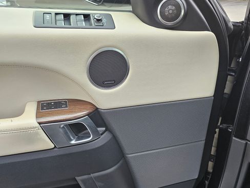 Used 2015 Land Rover Range Rover Sport Supercharged image 11