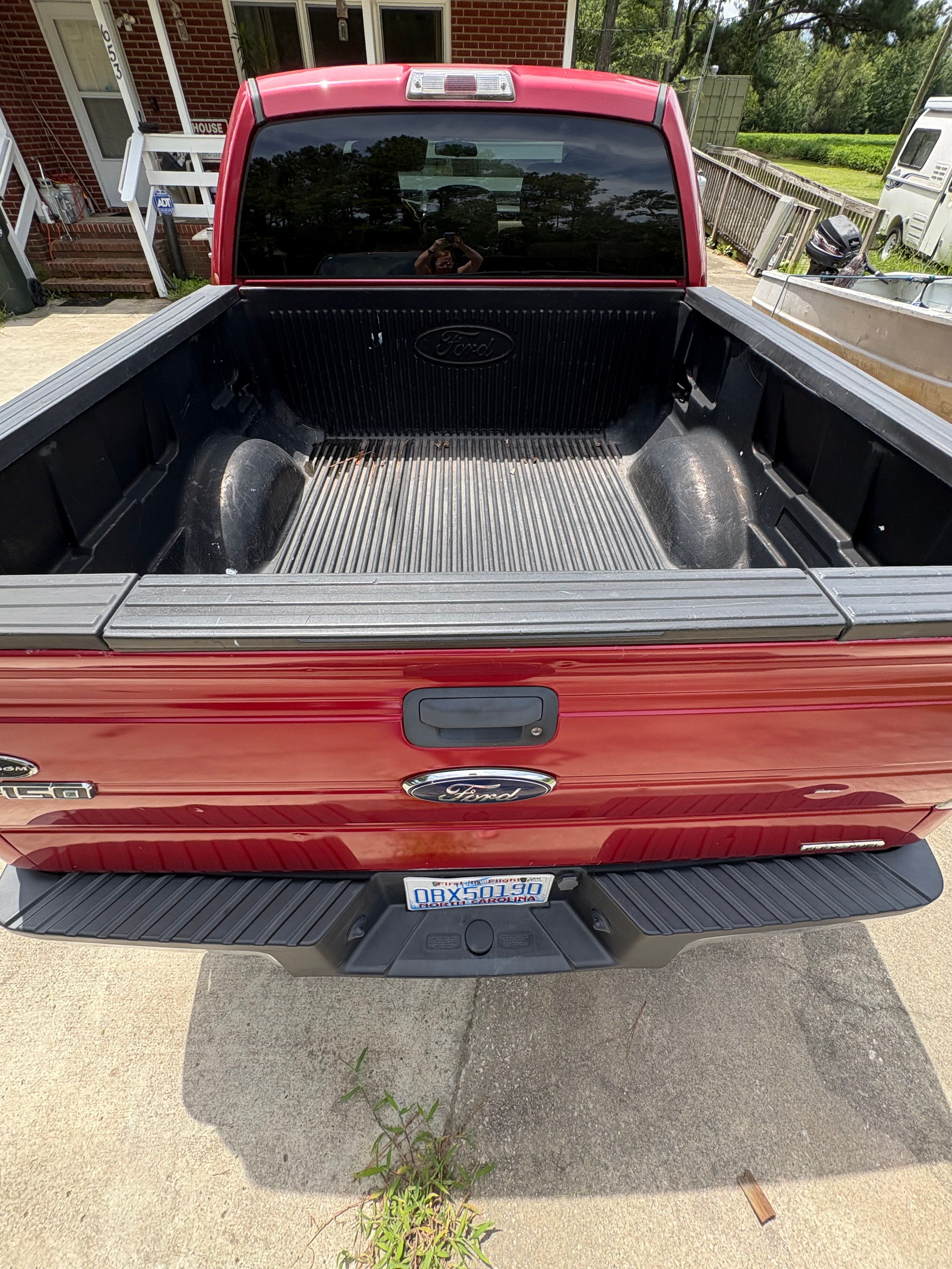 Used 2011 Ford F150 XLT AWD/4WD image 9