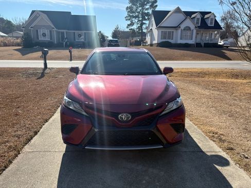 Used 2018 Toyota Camry XSE w/ Audio Package image 4