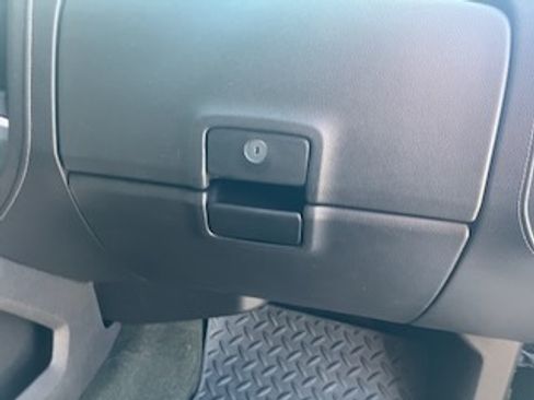 Used 2014 Chevrolet Silverado 1500 LTZ Z71 w/ LTZ Plus Package image 9