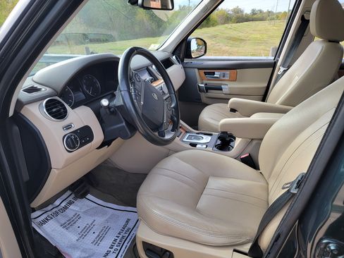 Used 2016 Land Rover LR4 HSE image 11