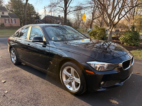 Used 2014 BMW 320i xDrive Sedan image 4