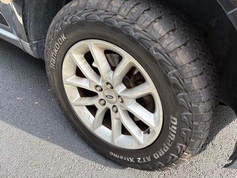 Used 2013 Ford Edge SE FWD image 13