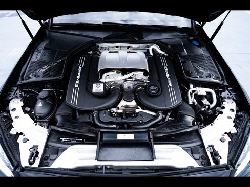 Used 2016 Mercedes-Benz C 63 AMG S image 11