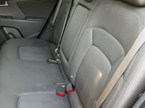 Used 2013 Kia Sportage LX image 9