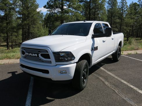 Used 2018 RAM 2500 Big Horn w/ Sport Appearance Group AWD/4WD image 1