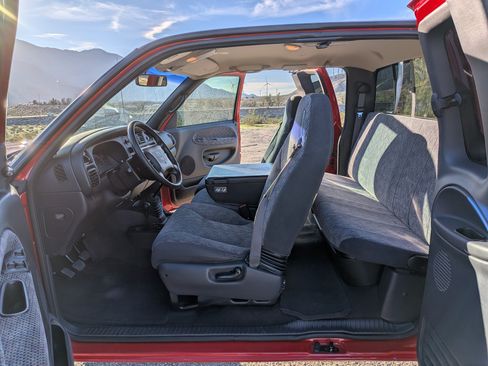 Used 1999 Dodge Ram 2500 Truck Long Bed image 16