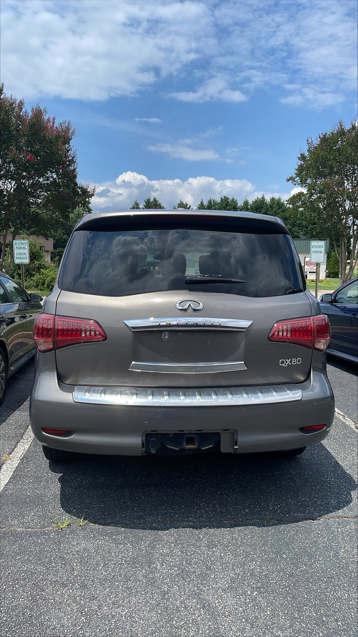Used 2016 INFINITI QX80 2WD w/ 22" Wheel Package image 8