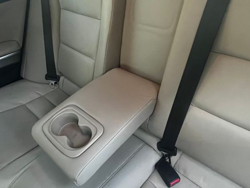 Used 2013 Honda Crosstour EX-L image 22