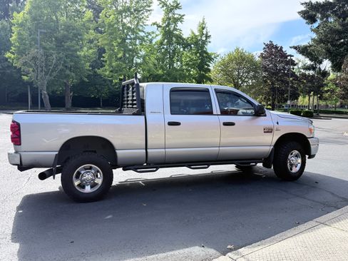 Used 2007 Dodge Ram 3500 Truck SLT w/ Light Group AWD/4WD image 9