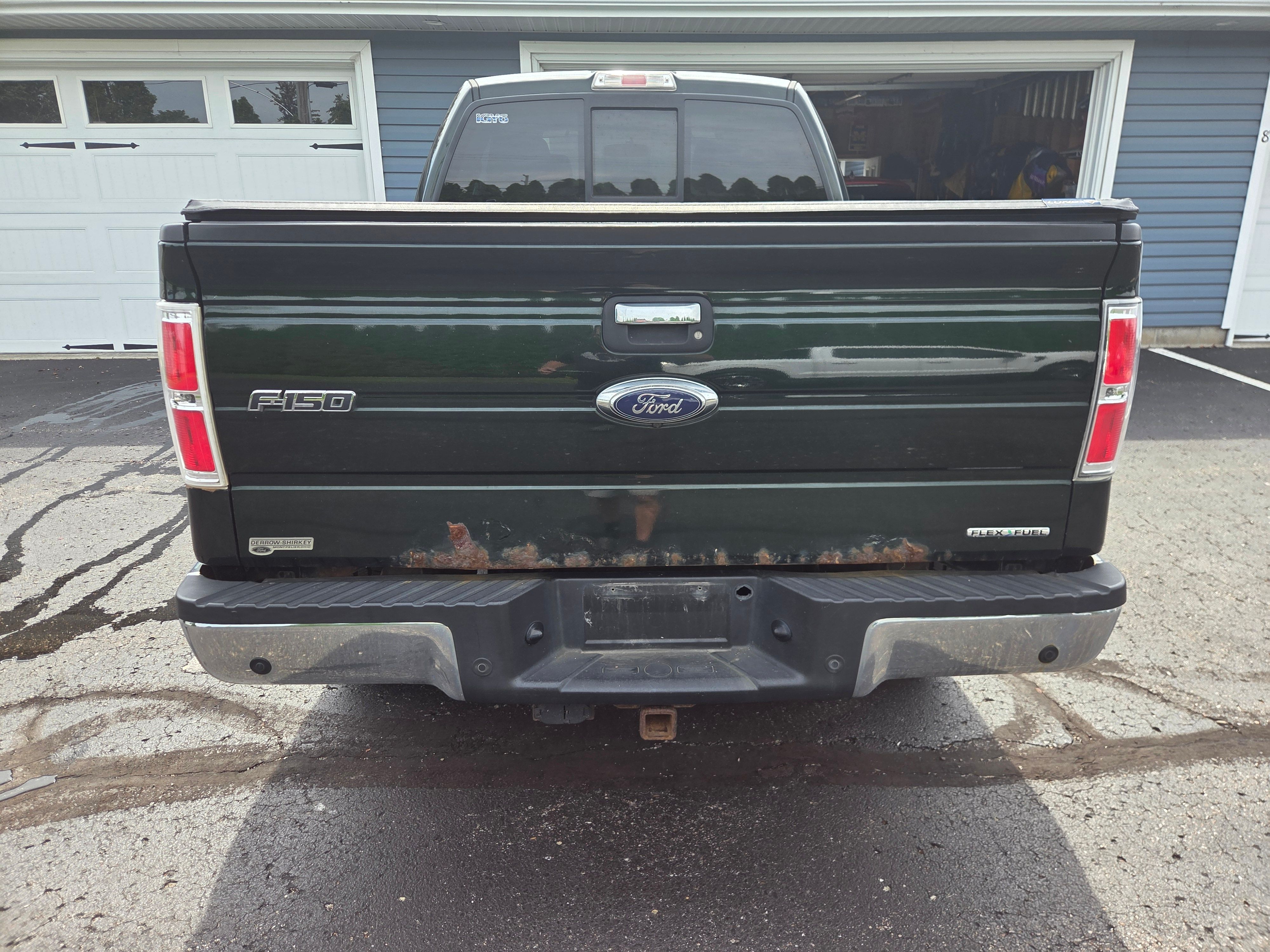 Used 2014 Ford F150 XLT w/ Equipment Group 302A Luxury AWD/4WD image 11
