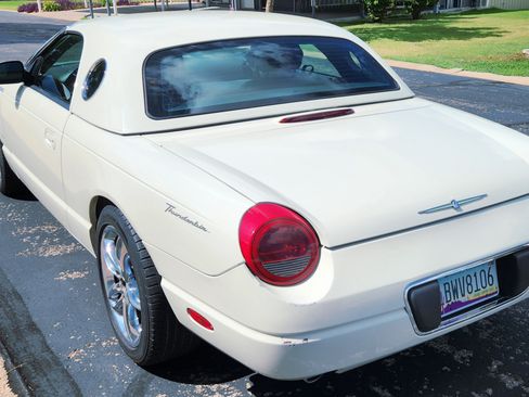 Used 2003 Ford Thunderbird Convertible 2D image 6