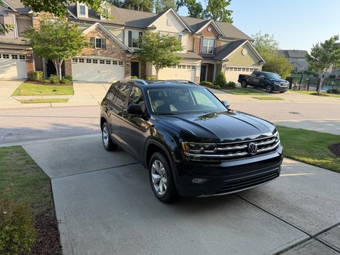 Used 2019 Volkswagen Atlas SE AWD/4WD image 2