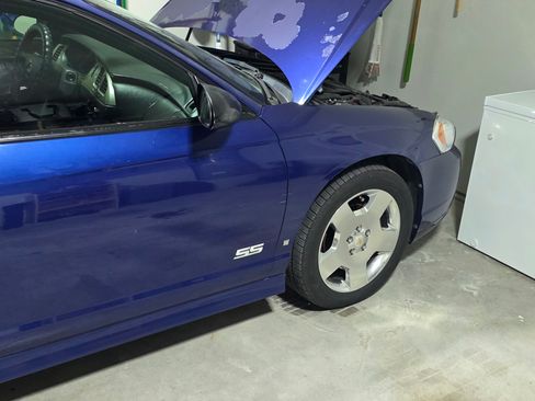 Used 2006 Chevrolet Monte Carlo SS w/ Convenience Package image 2