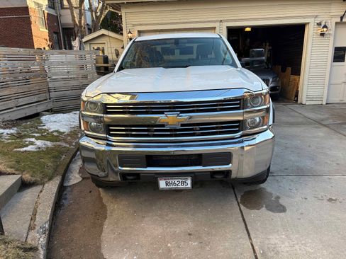 Used 2015 Chevrolet Silverado 2500 W/T w/ WT Fleet Convenience Package image 2