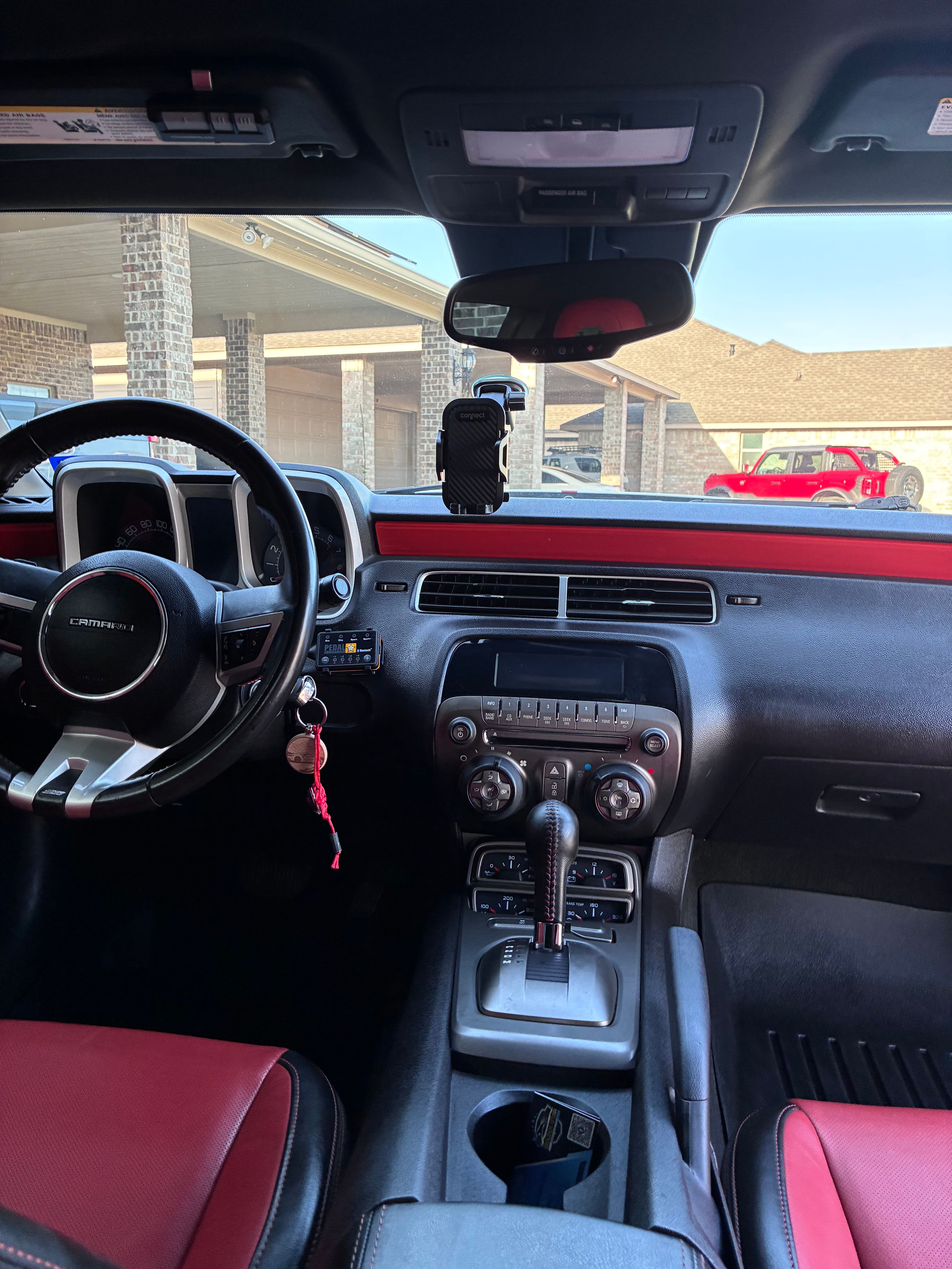 Used 2010 Chevrolet Camaro SS w/ Interior Accent Trim Package RWD image 16