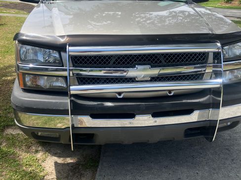 Used 2003 Chevrolet Silverado 1500 LT w/ Off-Road Package AWD/4WD image 5