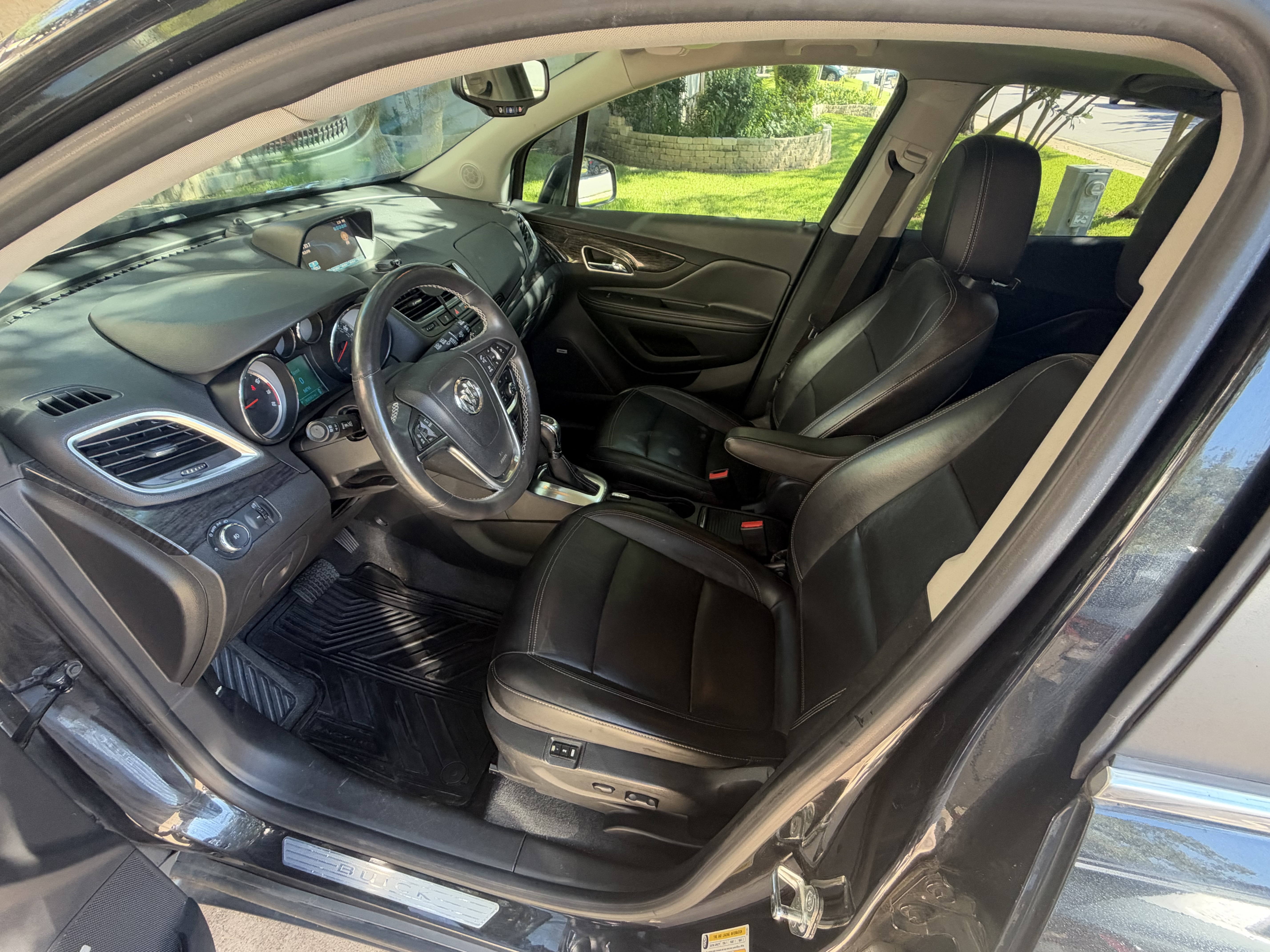Used 2015 Buick Encore Premium AWD/4WD image 6