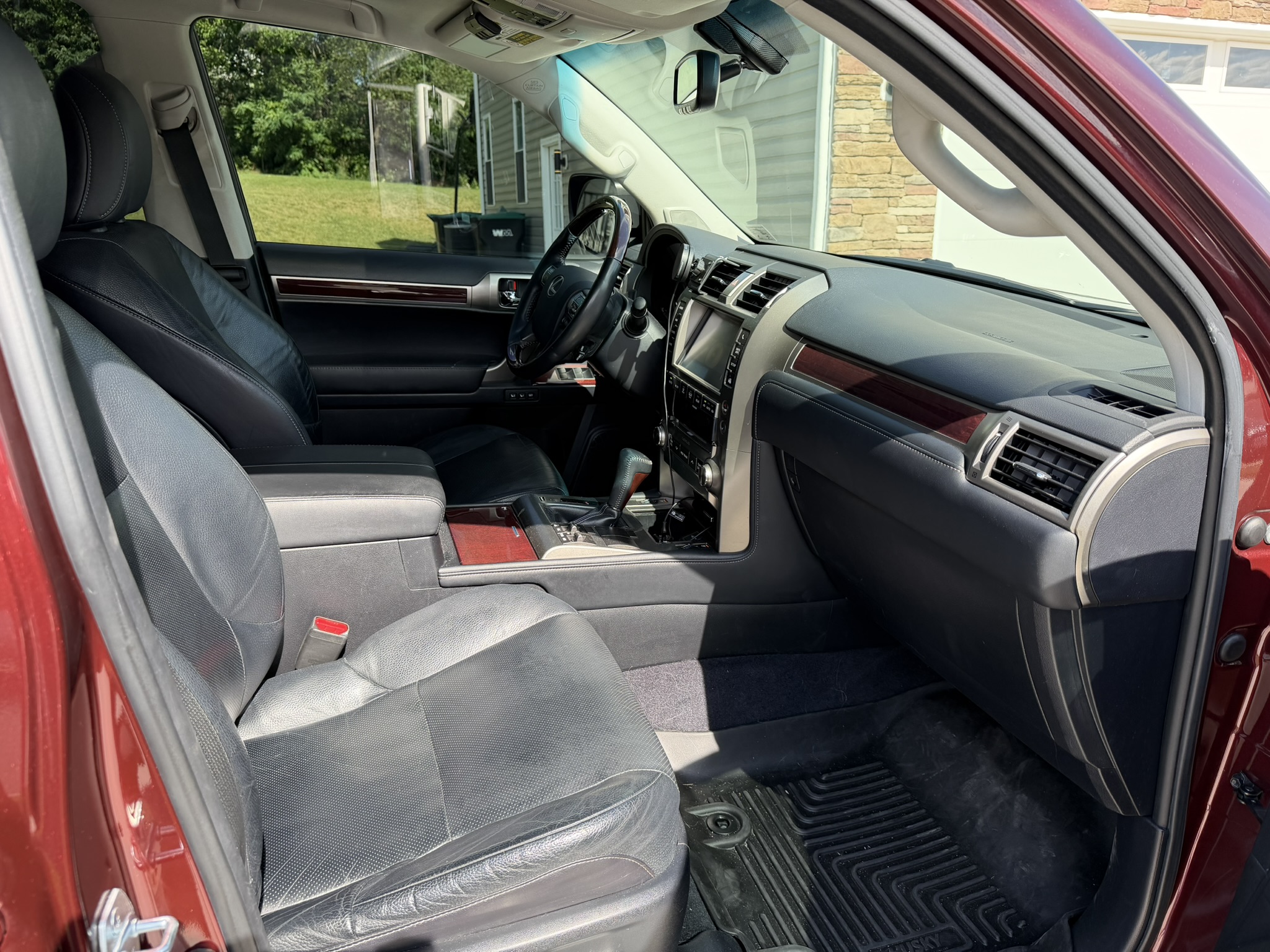 Used 2015 Lexus GX 460 w/ Premium Package AWD/4WD image 20