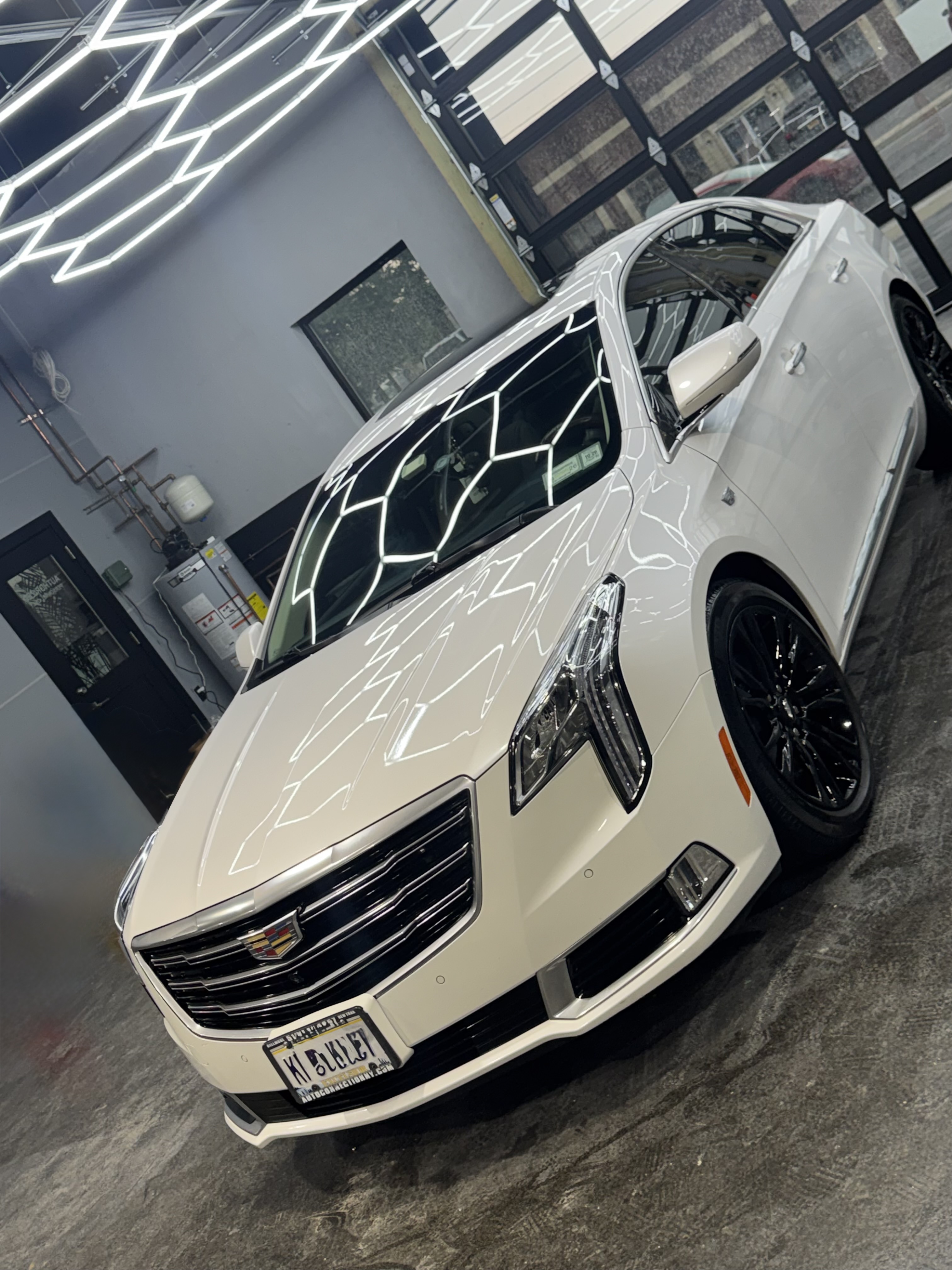 Used 2019 Cadillac XTS Luxury w/ Driver Awareness Package AWD/4WD image 1