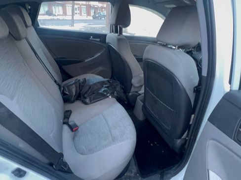 Used 2016 Hyundai Accent SE image 11