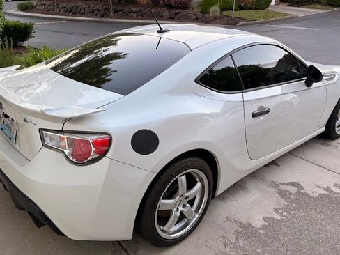 Used 2013 Subaru BRZ Limited RWD image 4