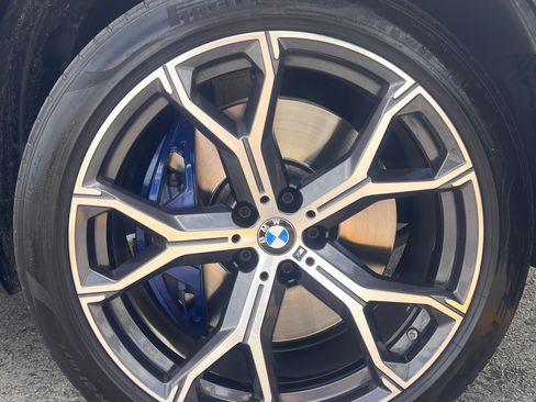 Used 2020 BMW X5 M50i AWD/4WD image 9