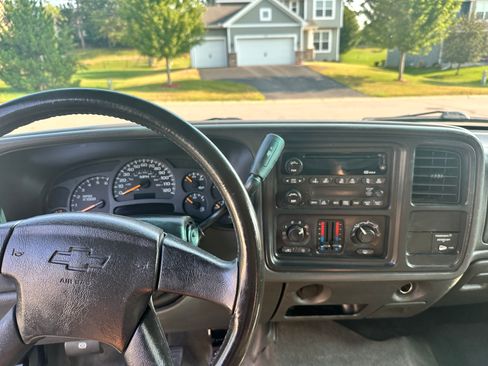 Used 2003 Chevrolet Silverado 2500 LS RWD image 22