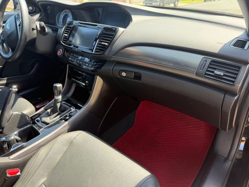 Used 2016 Honda Accord EX-L image 17