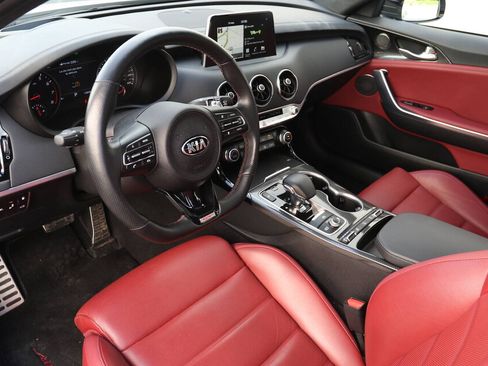 Used 2020 Kia Stinger GT-Line w/ Sun & Sound Package image 5