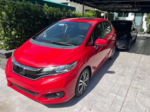 Used 2018 Honda Fit EX image 2