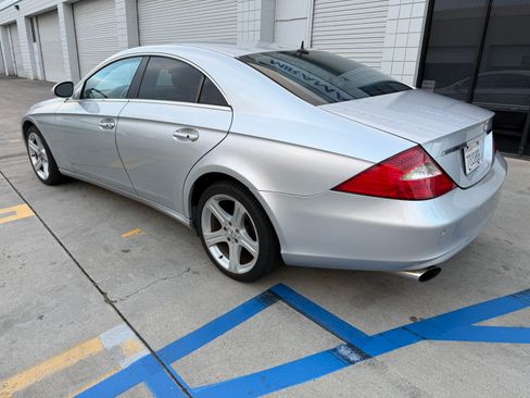 Used 2006 Mercedes-Benz CLS 500 image 5