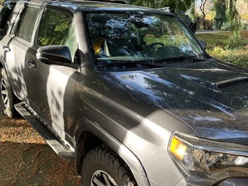 Used 2021 Toyota 4Runner TRD Off-Road Premium w/ Moonroof Package image 4