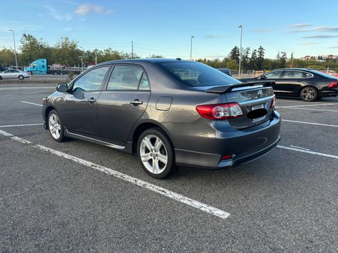 Used 2013 Toyota Corolla S w/ Premium Pkg image 6