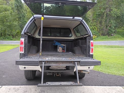 Used 2013 Ford F150 Lariat w/ Luxury Equipment Group image 5